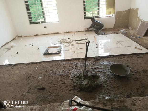 Tiles Workers Exterior Design · Photo 3