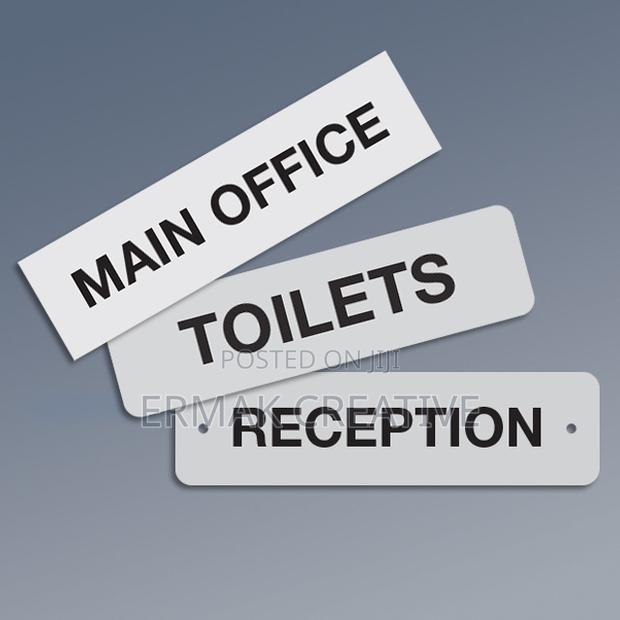 Door Label · Photo 2