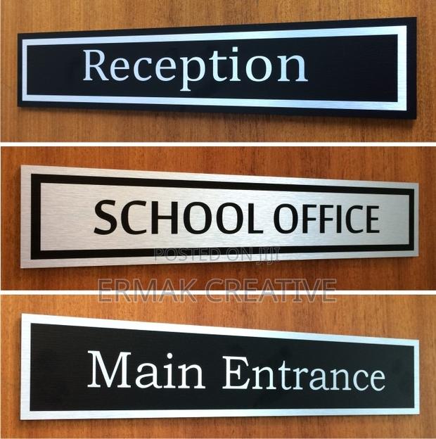Door Label · Photo 3