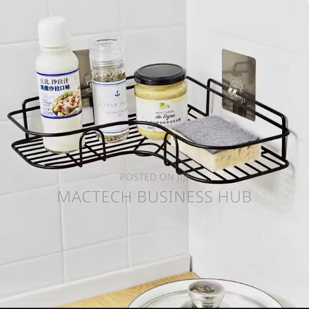 Corner Shelf · Photo 6