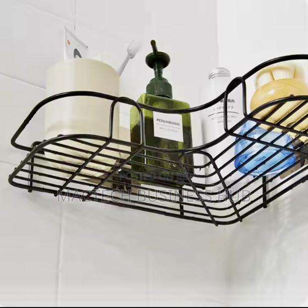 Corner Shelf · Photo 3