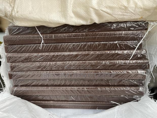 Commercial Cutting Board Brow Color · Photo 1
