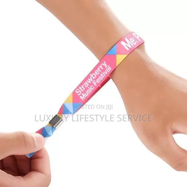 Fabric Wristband Ticket · Photo 1