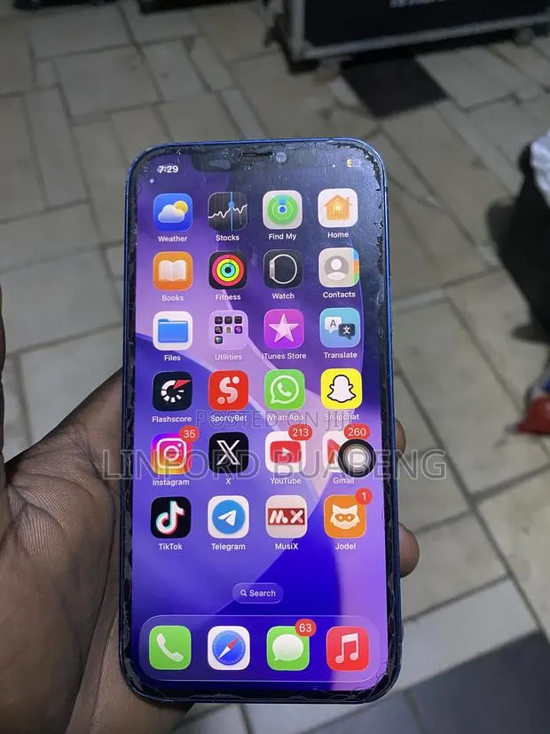 Apple iPhone 12 64 GB Blue · Photo 1