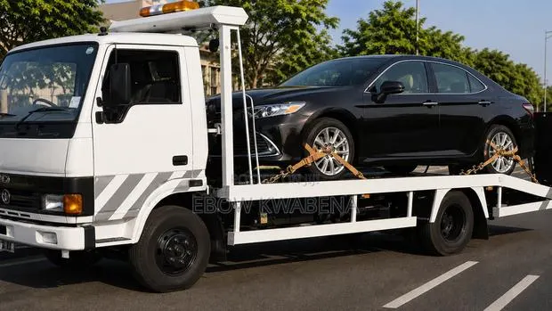 24/7 Vehicle / Car Towing Services in Airport Residential Area · Photo 1