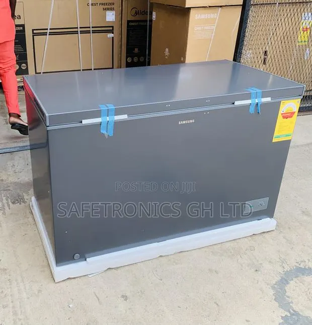 Top Class Samsung 371 Litres Chest Freezer Ri70f37v1gagh · Photo 1