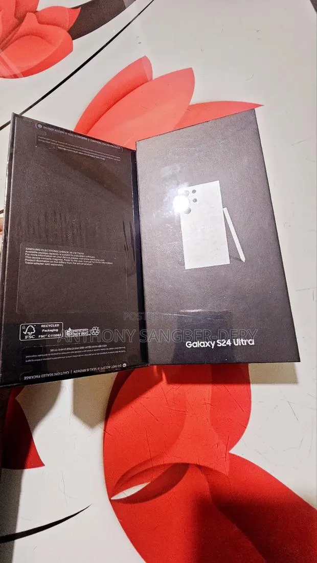New Samsung Galaxy S24 Ultra 256 GB · Photo 1