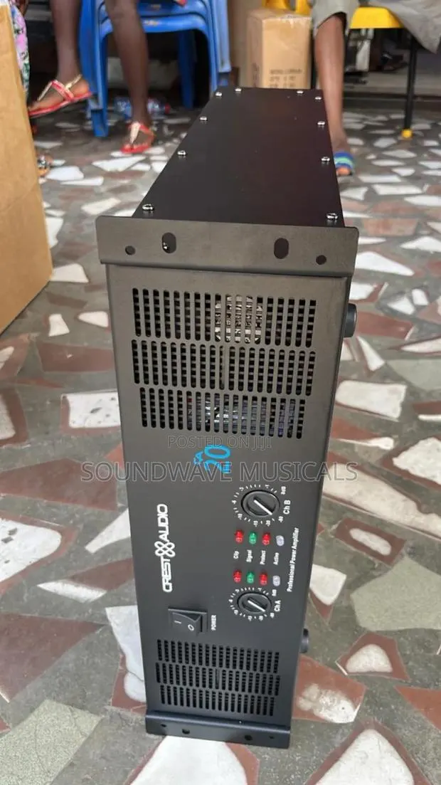 Ca 20 Bass Amplifier · Photo 1