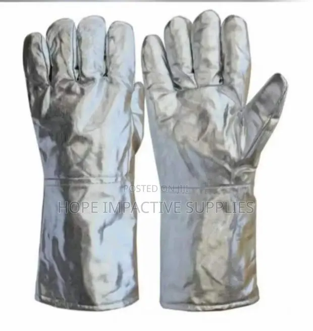 Heat Resistant Aluminised Gloves - 16" Length. · Photo 1