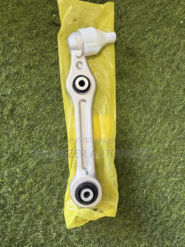 Mercedes Benz C300 W205 Lower Control Arm 2015 2016 2017 2018 2019 · Photo 1