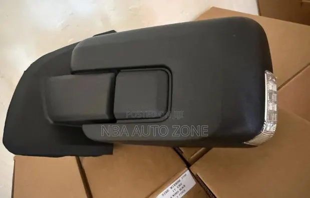 Ford F-150 2021-2023 Truck Side Mirror With Sensor and LED Light Pair · Photo 1