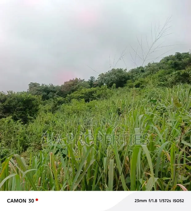 6plots for Land for Sale at Aburi Peduase · Photo 1