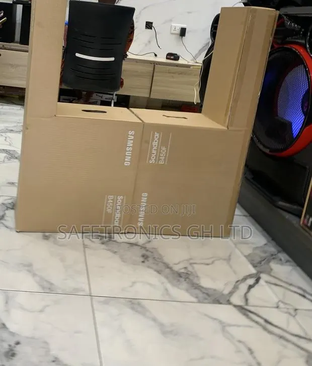 Ultra Best Samsung Hw-B450f 200w Soundbar · Photo 1