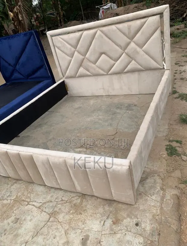 Sexy Bed Frame · Photo 1