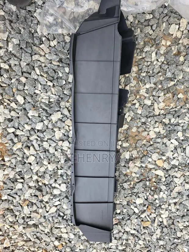 2023–2026 CR-V Hybrid Front Upper Front Upper Induction Duct · Photo 1