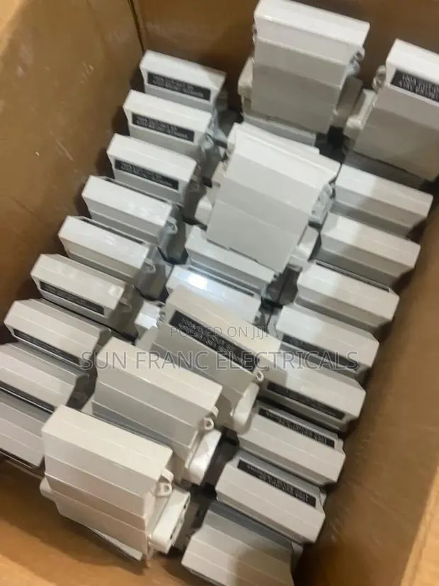 100A Fuse Cutout Without Neutral · Photo 1