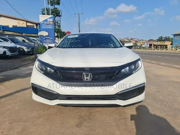 Honda Civic Sport Sedan 2019 White · Photo 1