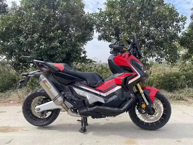 Honda 2024 Red · Photo 1