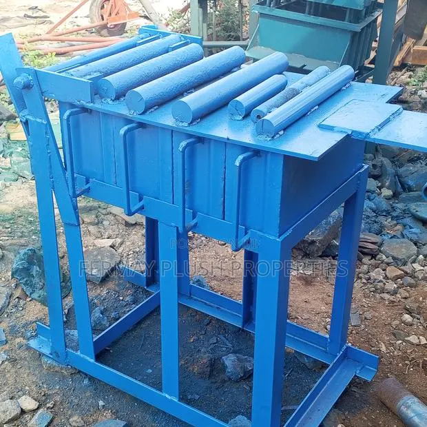 Manual 4 in One Block Machine for Sale · Photo 1