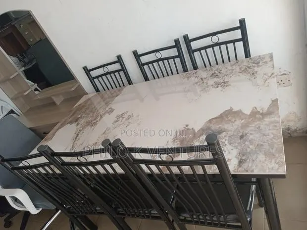 Tiled Ceramic Dining Set · Photo 1