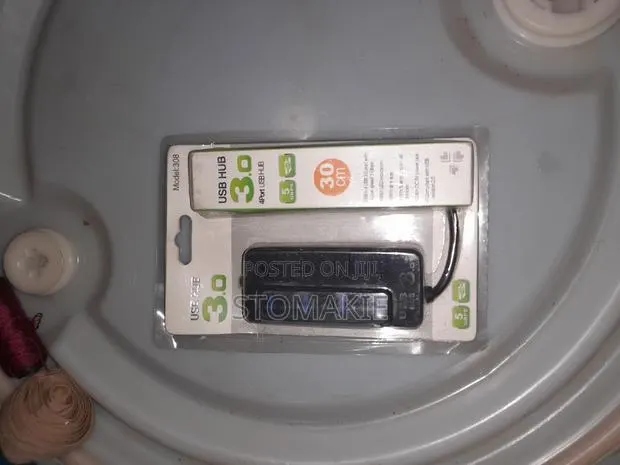 4 Port USB HUB · Photo 1
