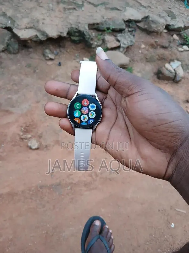 Smart Watch · Photo 1