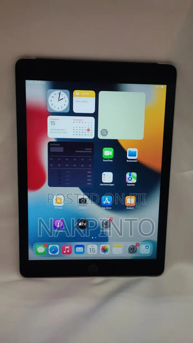 Apple iPad Air 2 16 GB Black · Photo 1