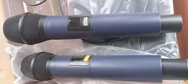Professional Microphone · Photo 1