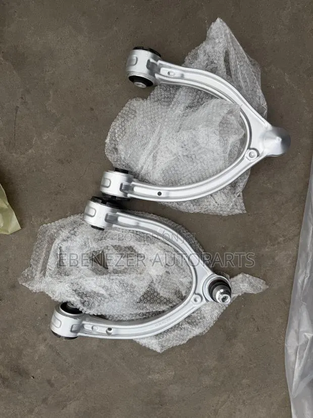 Mercedes Benz C300 E300 E400 GLC300 Upper Control Arm Set · Photo 1