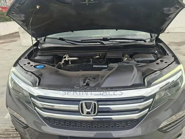 Honda Pilot EX 4dr SUV 4WD (3.5L 6cyl 5A) 2016 Gray · Photo 1