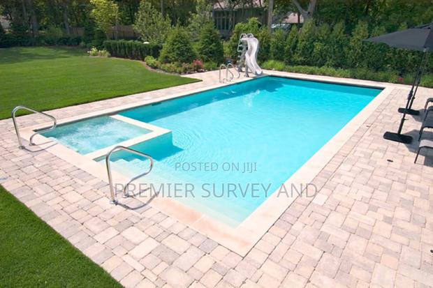 Durable High Level Pool Construction · Photo 1