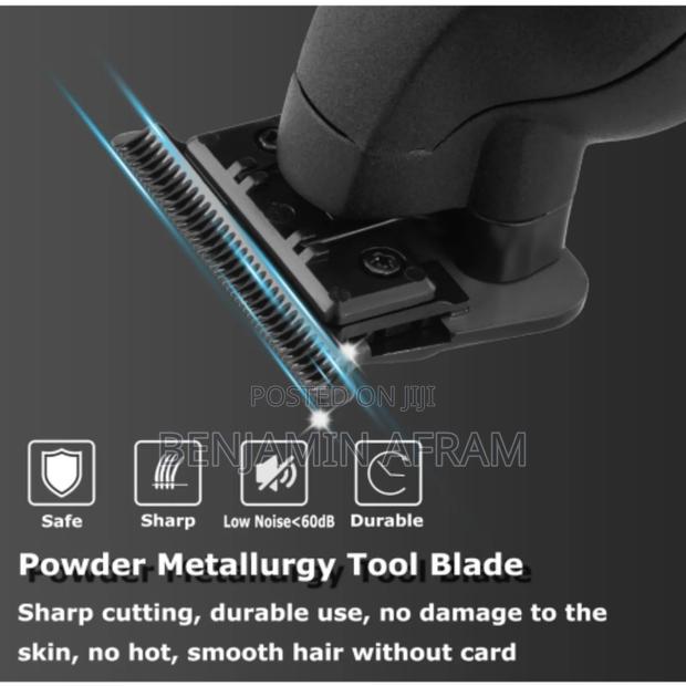 Rechargeable Metallic Hair Clippers · Photo 2