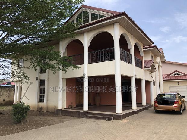 6bdrm Duplex in Spintex C18 for sale · Photo 1