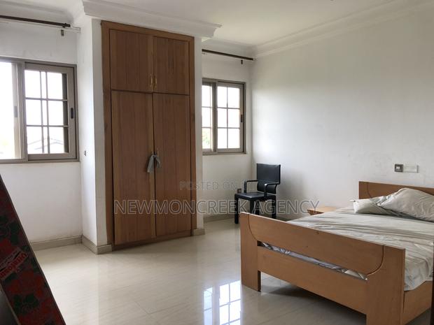 6bdrm Duplex in Spintex C18 for sale · Photo 8