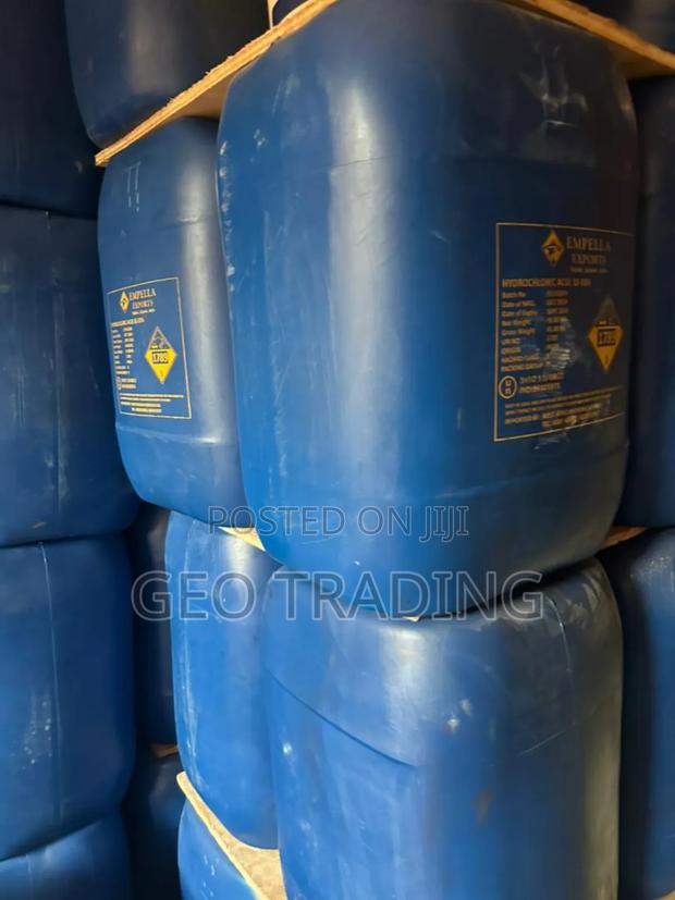 Hydrochloric ACID (30-33%) · Photo 2
