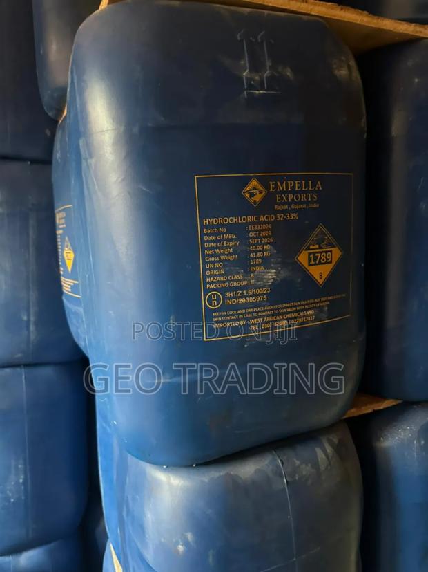 Hydrochloric ACID (30-33%) · Photo 3