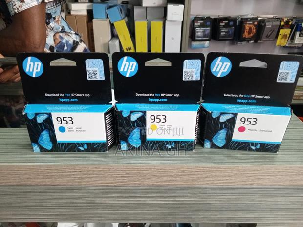 HP 952 Color Ink · Photo 1
