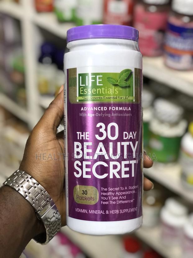Life Essential 30 Day Beauty Secret - 30 Packets · Photo 1