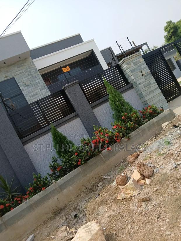 Furnished 6bdrm House in Abokobi, Adenta for sale · Photo 3