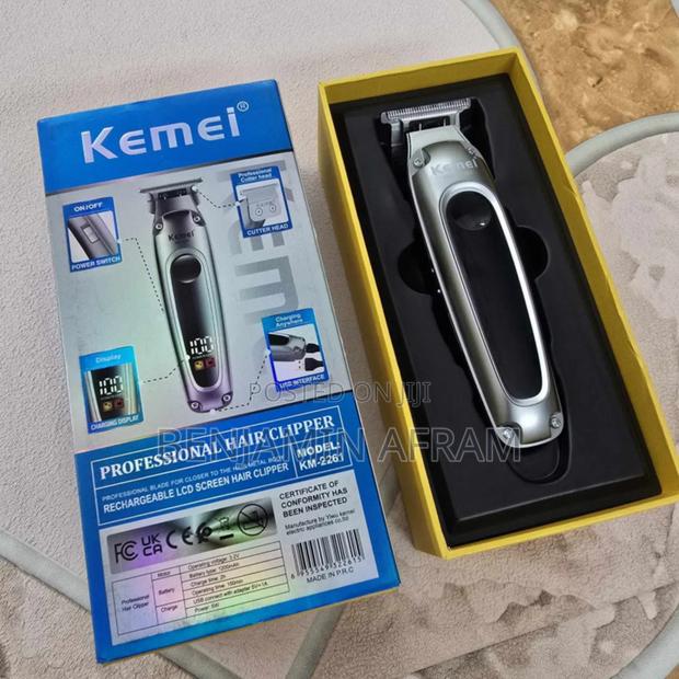 Professional Rechargeable Hair Trimmer KM-2261 · Photo 5