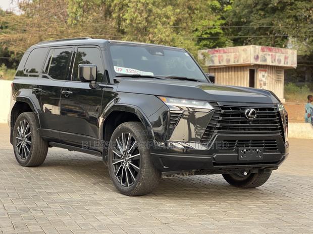 Lexus GX 2024 Black · Photo 3