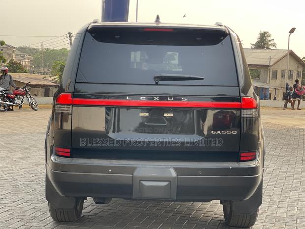 Lexus GX 2024 Black · Photo 4