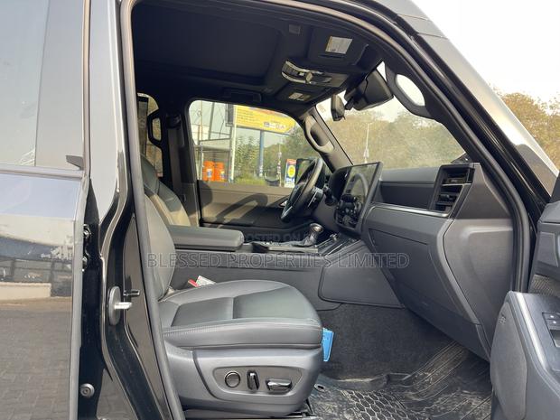 Lexus GX 2024 Black · Photo 1