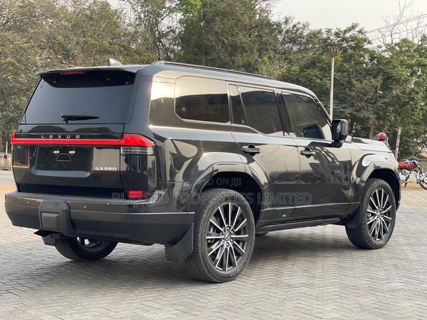 Lexus GX 2024 Black · Photo 7