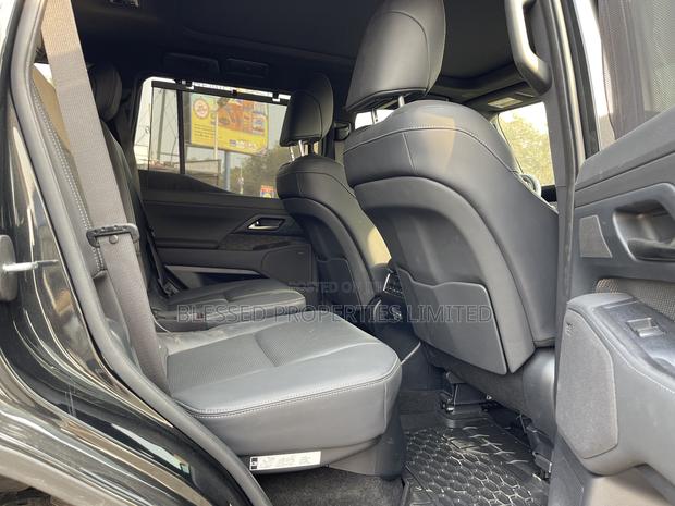 Lexus GX 2024 Black · Photo 8