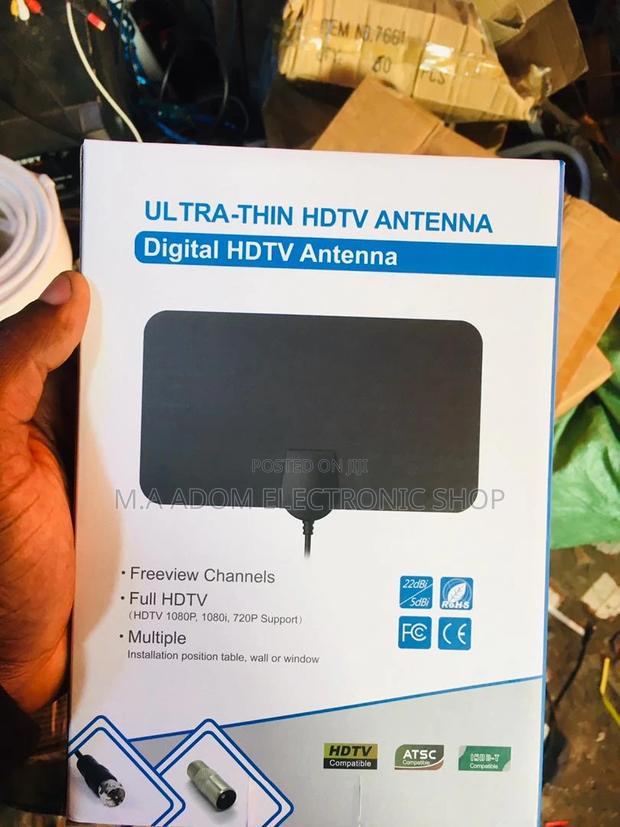 Free TV That Actually Works: Indoor Antenna With Booster · Photo 1