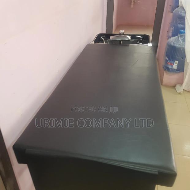 Multipurpose Bed Hair Washing Basin/Facial Treat/Massage · Photo 3