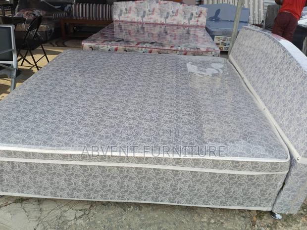 Queen Size Complete Bed · Photo 1
