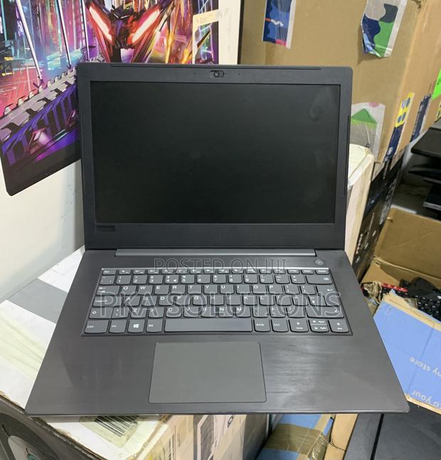 Laptop Lenovo 8GB AMD Ryzen 5 SSD 256GB · Photo 2
