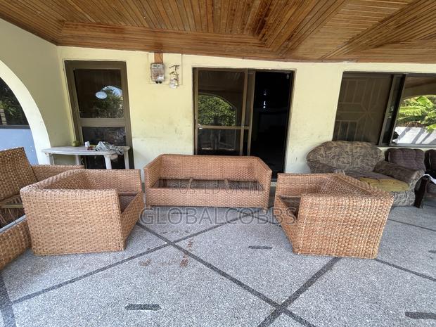 Rattan Set Chairs · Photo 1